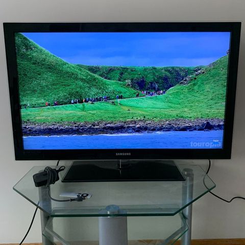 Samsung Tv 40" + første gen apple tv