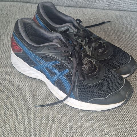 Asics joggesko str 39