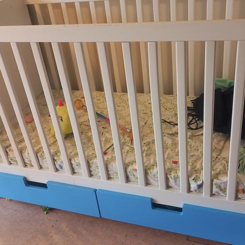 Strong babycot for sell due to moving!