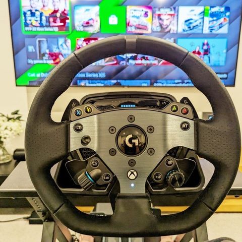 Logitech Pro Racing Wheel + Pedaler (xbox/pc)