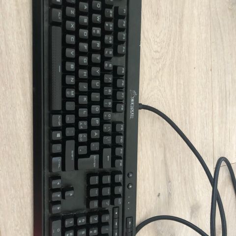 Corsair k70 tastatur