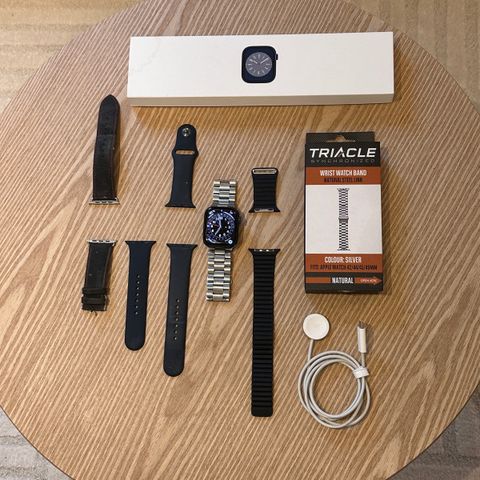 Apple Watch Series 8 45mm Mid Alu Mid Sp GPS