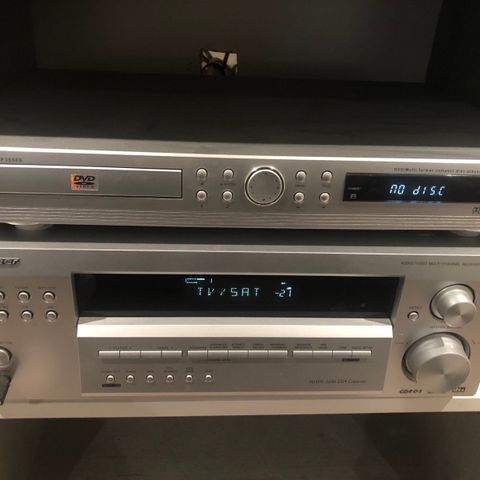 Pioneer receiver/Akai dvd/cd spiller til salgs