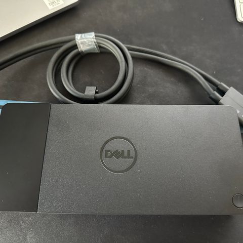 Dell Performance Dokkingstasjon WD19DCS 240W, USB 3.2 Gen 2 (3.1 Gen 2) Type-C