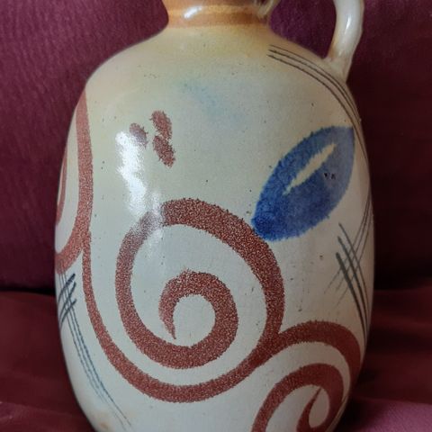 Kjempefin Keramikk vase/kanne fra Graveren.