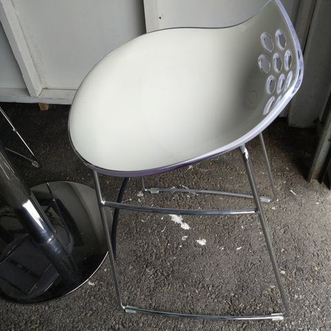 Calligaris barstoler og coctail bord