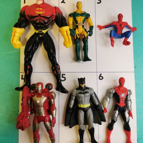 Batman, Cosmic Saga Rocketeer, Spiderman og Iron Man