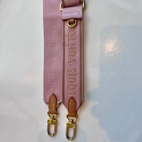 Louis Vuitton bagstrap