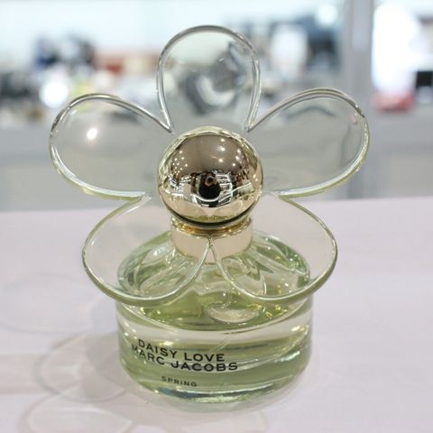 Marc Jacobs Daisy Love Spring Lmited edition parfyme