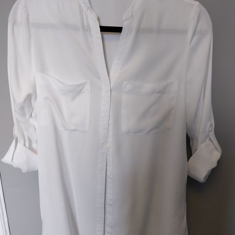 Hvit skjorte RESERVED str S