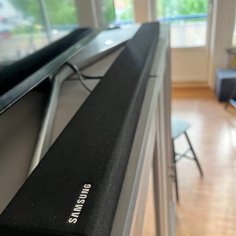 Samsung sound bar + subwoofer
