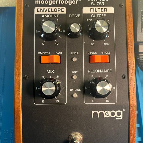 Moogerfooger MF-101