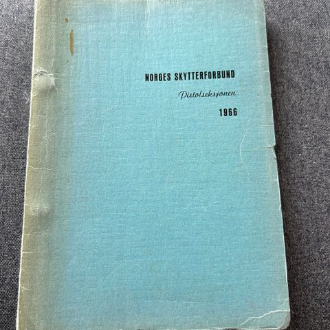 Norges Skytterforbund-Pistolseksjonen. Håndbok 1966.