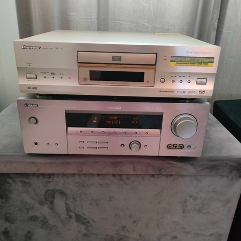 Yamaha RX-V459 / Pioneer Dvd