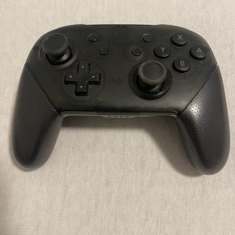 Nintendo Switch Pro Controller