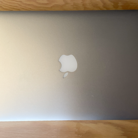 MacBook Pro 2015 selges ! 💻