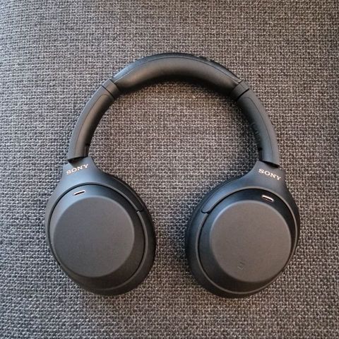 Sony WH-1000XM4 Wireless Over-ear Headset