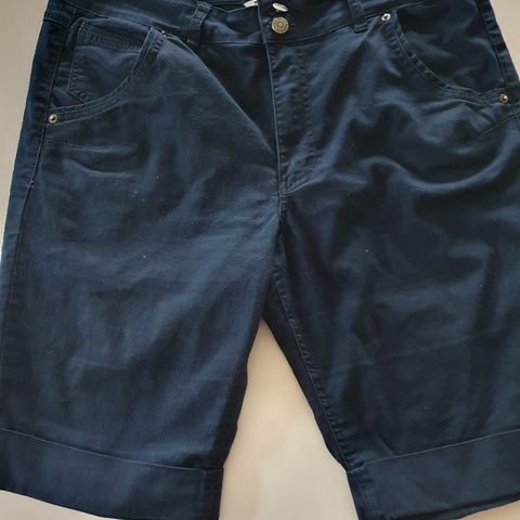 Zavanna marineblå shorts 44