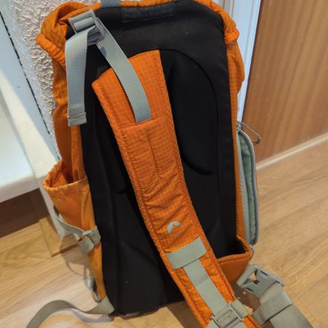 Lowepro photo sport sling 100aw selges