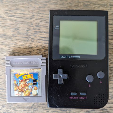 Nintendo Game Boy pocket. DONKEY KONG er inkludert