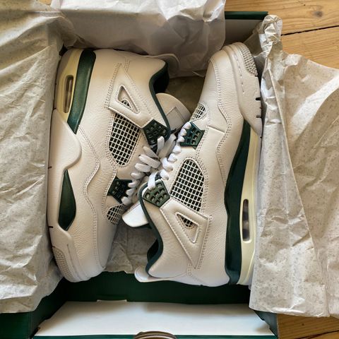 Air Jordan 4 Oxidized Green