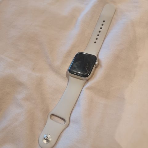 Apple Watch SE GPS 40 mm, Stjerneskinn