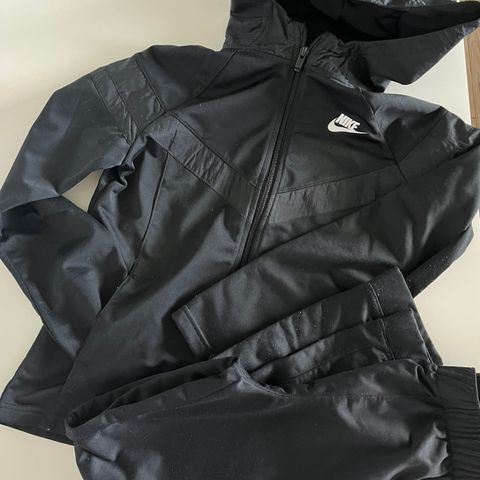 Treningsdress NIKE 146-156 (152)  bukse jakke