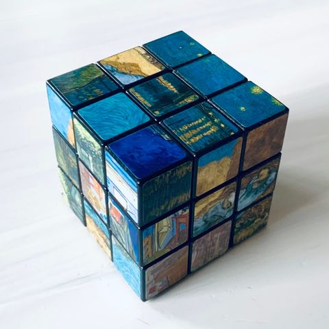 Rubiks kube 💙 artist inspirert