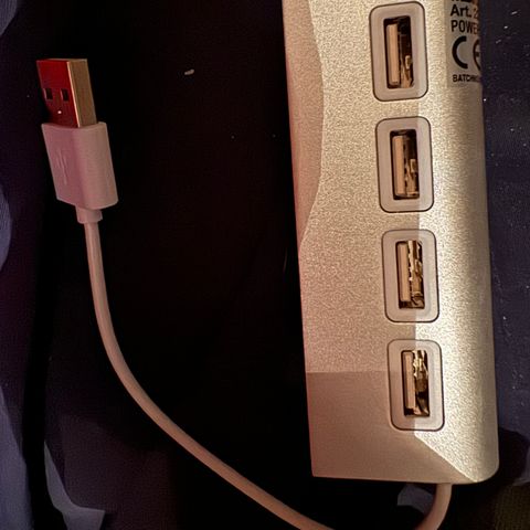 4-ports USB-splitter