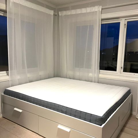 IKEA Brimnes seng med 4 skuffer, 160x200cm