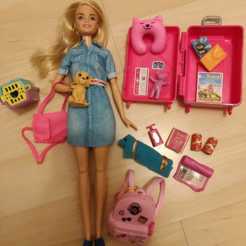 BARBIE TRAVEL  DOLL Selges HBO 💗