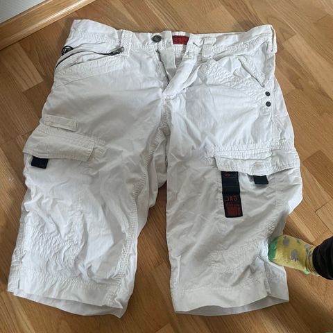 Hvit shorts