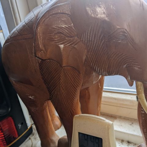 Elefant av Teak