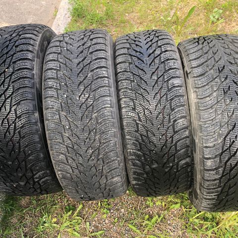 Piggfrie vinterdekk Hakkapeliitta 205/55R16 R3 94R