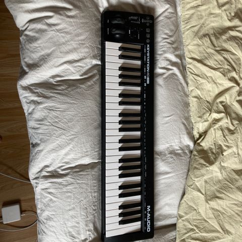 M-Audio Keystation 49 MK3 MIDI Keyboard