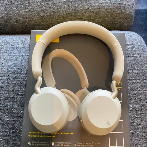 Jabra GN Elite 45h selges