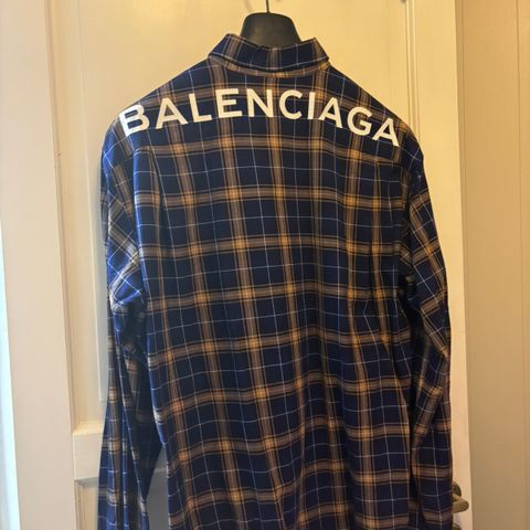 Balenciaga back logo flannel