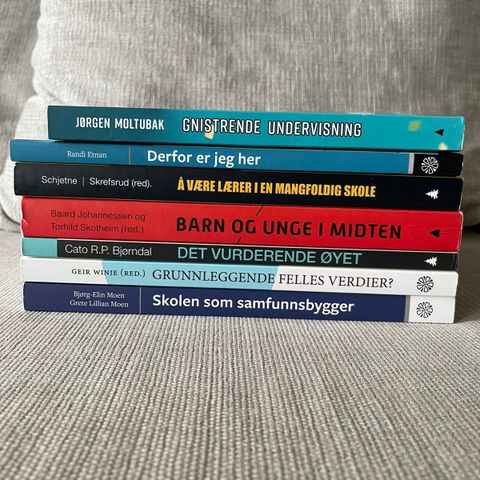 PENSUMBØKER (pedagogikk)