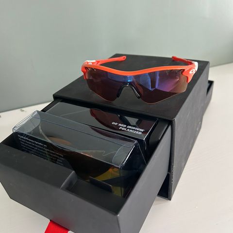 Oakley Radarlock Lense Array solbrille