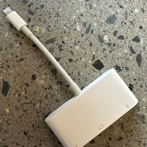 Apple USB-C til VGA/USB-A adapter A1620