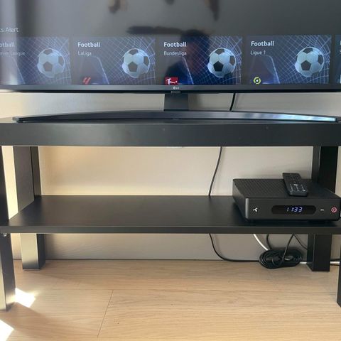 TV-benk IKEA LACK svart