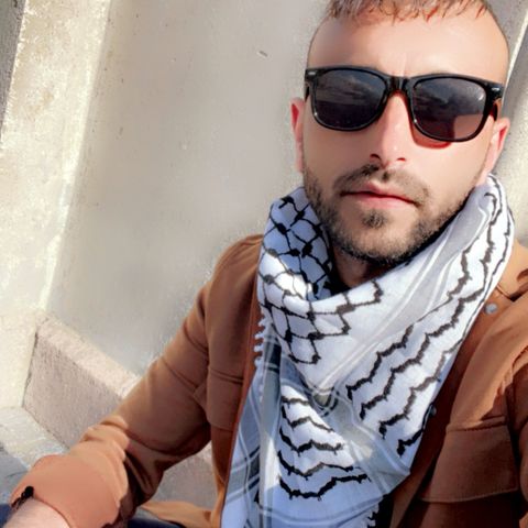 Palestinsk skjerf (Keffiyeh, kefij) kan sendes :)