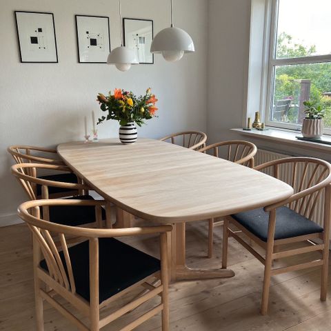 Dansk design bord. Skovby