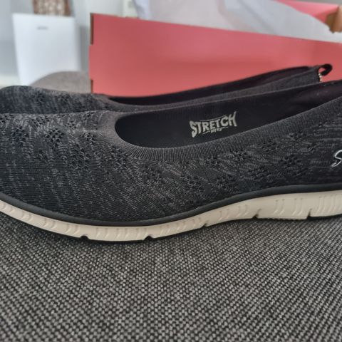 Kule Skechers stretch Ballerina, joggesko 41, maskin vaskbar