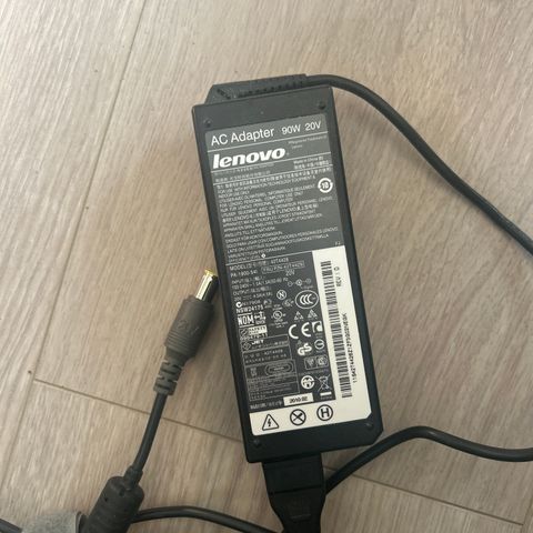 lenovo lader 20V 4.5A 90W 42T4428