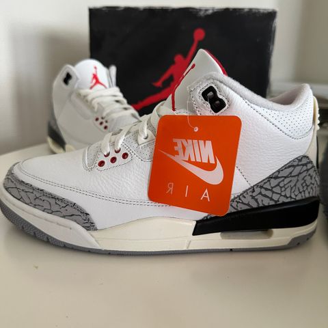 Nike Air Jordan 3 White Cement