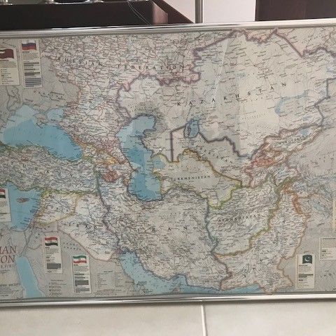 Kart - stort innrammet av Den Kaspiske Region