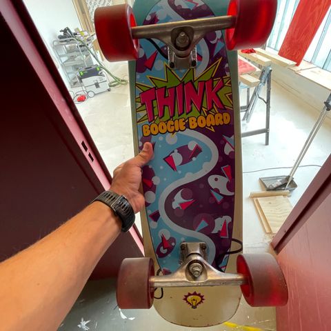 Skateboard cruiser