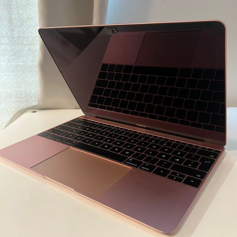 MacBook Air 12" 2017 Rose Gold (Kjøpt 2018)