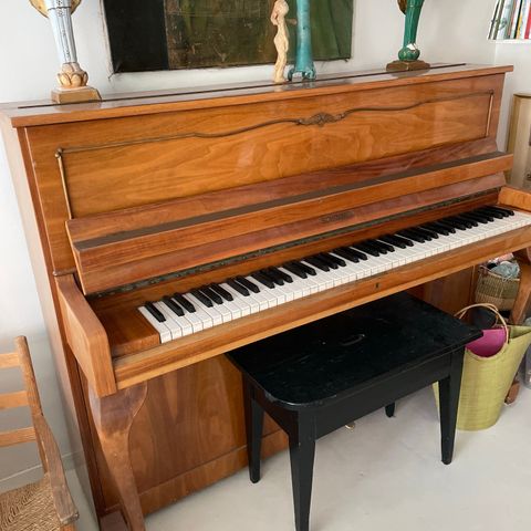 Schimmel piano